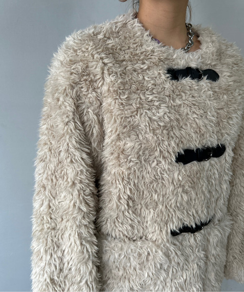 コート アウター ノーカラーレザーバックルボアコート FD23W244「Fano