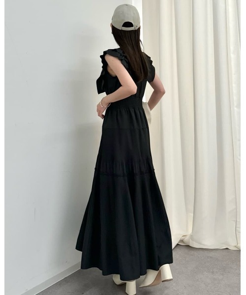 ♡JILL by JILLSTUART♡ボリュームデザインプリーツワンピース JILL by JILL STUART（ジルバイジルスチュアート） ワンピース