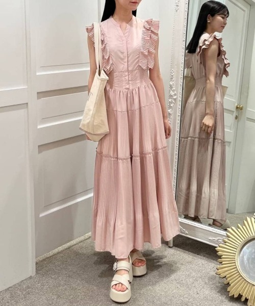 美品JILL by JILL STUART ボリュームデザインプリーツワンピース JILL by STUART ワンピース ボリュームデザインプリーツ