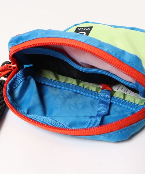 NIXON（ニクソン） ショルダーバッグ 「NIXON/ニクソン」Stash Bag