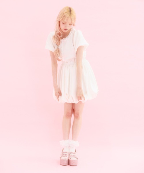 Fickle Bebe（フィクルベベ） ワンピース サテンバルーンワンピース
