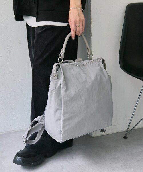 ear PAPILLONNER（イア パピヨネ） デイバック リュック 「撥水/A4