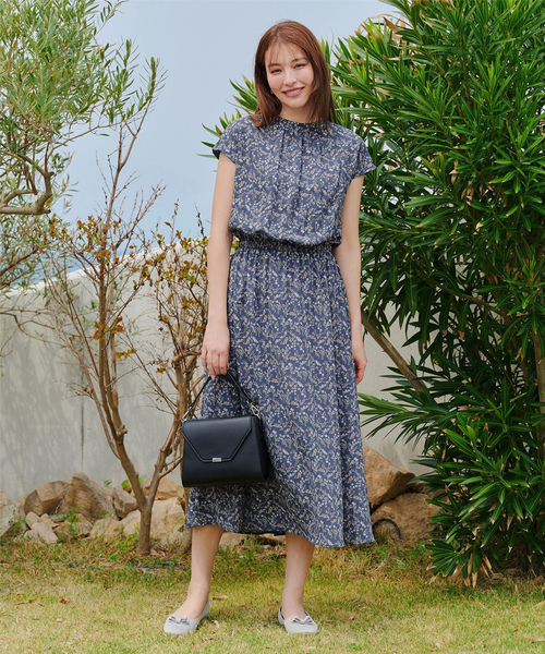 「Tiaclasse」 半袖ワンピース M ブラック レディース_画像3