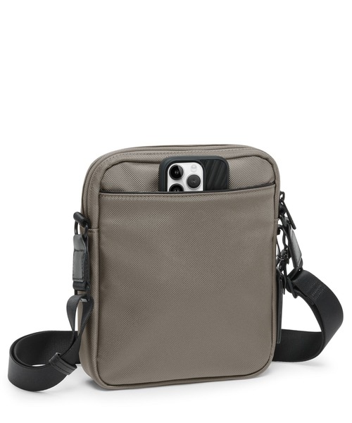 ショルダーバッグ TUMI ALPHA（アルファ） ミディアム・クロスボディ メンズの画像