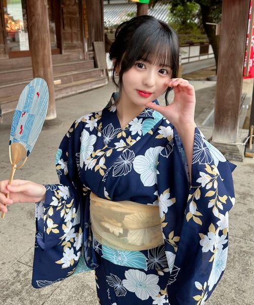 Ada. 浴衣 2点セット 「帯+浴衣」 浴衣 大胆な花柄で華やかに