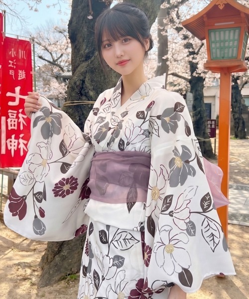 Ada. 浴衣 2点セット 「帯+浴衣」 浴衣 大胆な花柄で華やかに