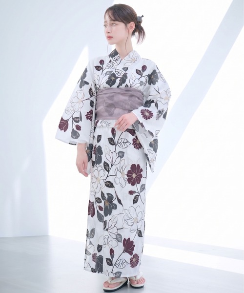 Ada. 浴衣 2点セット 「帯+浴衣」 浴衣 大胆な花柄で華やかに