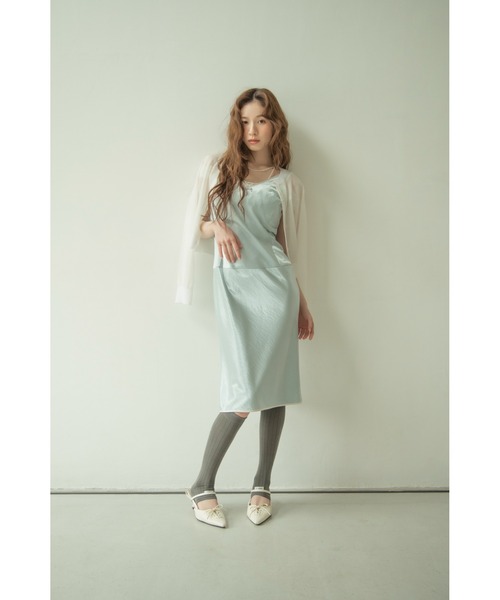 LILY BROWN（リリーブラウン） ワンピース サテンタイトワンピース