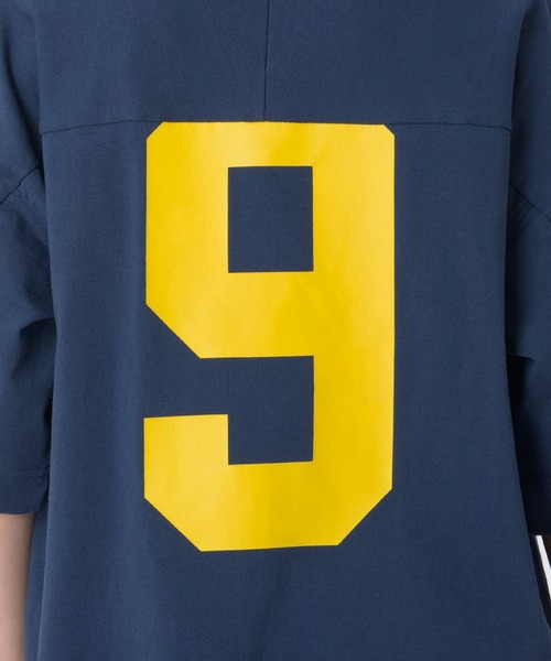 New Balance tシャツ Sportswear Greatest Hits フットボールT