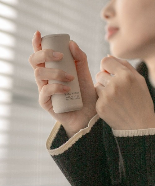 LAKOLE（ラコレ） 「モバイルバッテリーにもなる」USB充電ハンディ