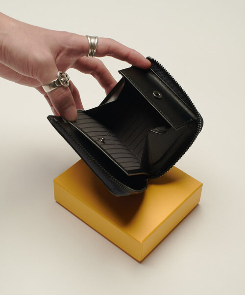 ITTI（イッチ） 財布 cristy very compact wlt.5 BK collection メンズ