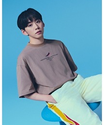 ⭐︎ 美品　フィラ　アイボリーTシャツM、バーガンディスコートLセット FILA tシャツ 「IMP. 基俊介さん着用」S/Sプリント Tシャツ