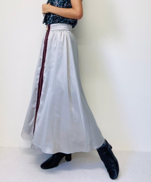 「DOLLUPOOPS」 スカート 38 グレイッシュベージュ レディース_画像3