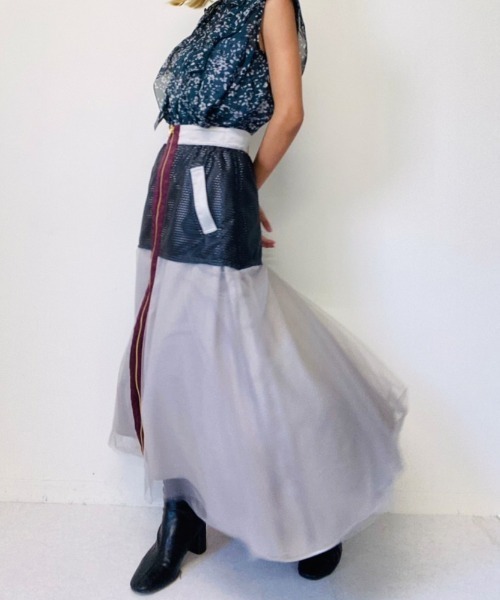 「DOLLUPOOPS」 スカート 38 グレイッシュベージュ レディース_画像5