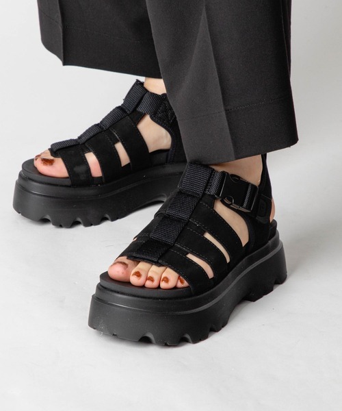新作 UGG Cora 厚底 ストラップサンダル グルカ UGG アグ Cora Sandals コウラ コーラ ストラップサンダル