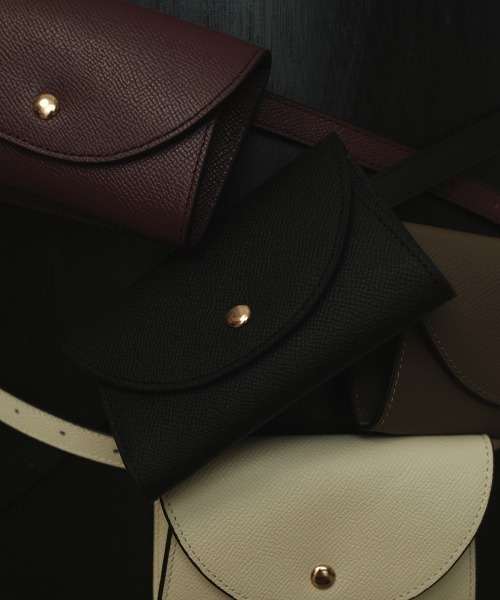 anuans（アニュアンス） ポーチ レザーベルトポーチ レディース