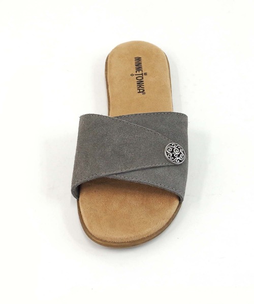 「Minnetonka」 フラットサンダル 9 ブラック レディース_画像3