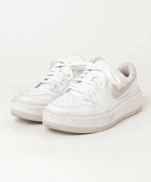 新品未使用　ナイキ　スニーカー　24cm NIKE（ナイキ） ローカットスニーカー 24cm ベージュ レディース