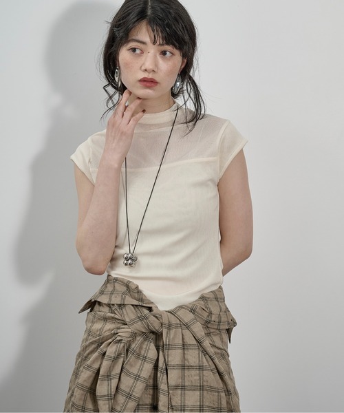 THE Yon tシャツ フレンチスリーブシアーハイネックトップス