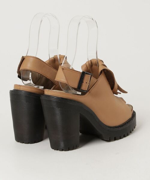 ドクターマーチン　サンダルUK5 ベージュ Dr.Martens 「Dr. Martens」 ヒールサンダル UK5 ベージュ
