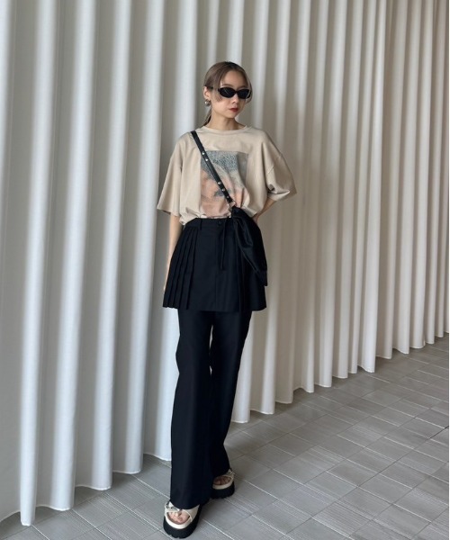 Ameri（アメリ） tシャツ Silvia Conde Olivan×Ameri OVERSIZE TEE