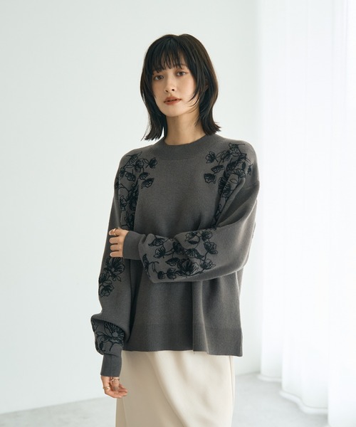 YECCA VECCA（イェッカヴェッカ） ニット セーター フラワー刺繍ニット