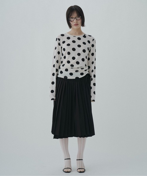 FEKETE（フェケテ） スカート wrapping pleated skirt / ラッピング