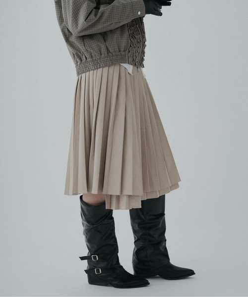 FEKETE（フェケテ） スカート wrapping pleated skirt / ラッピング