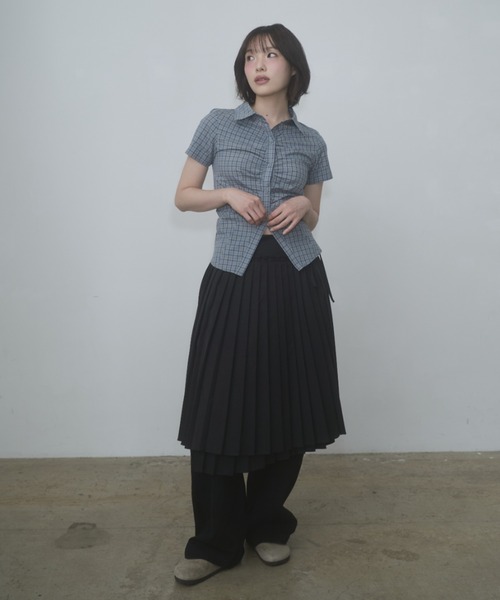 FEKETE（フェケテ） スカート wrapping pleated skirt / ラッピング