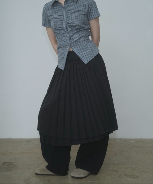 FEKETE（フェケテ） スカート wrapping pleated skirt / ラッピング
