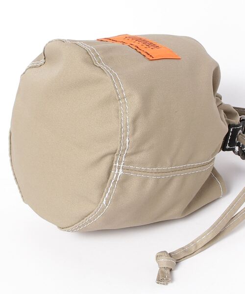 「UNIVERSAL OVERALL」 ショルダーバッグ ONESIZE レッド レディース_画像3