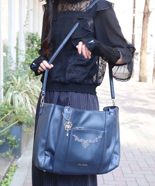 axes femme（アクシーズ ファム） トートバッグ 薔薇刺繍多機能ビッグ