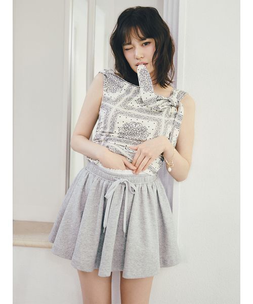 LILY BROWN（リリーブラウン） tシャツ ドレープペイズリー柄マルチ 