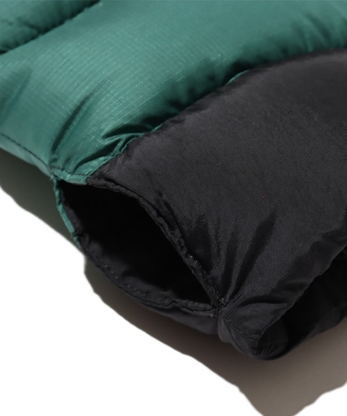 THE NORTH FACE ヌプシハンドウォーマー ブラック/グリーン THE NORTH FACE（ザ ノースフェイス） アームカバー THE NORTH FACE