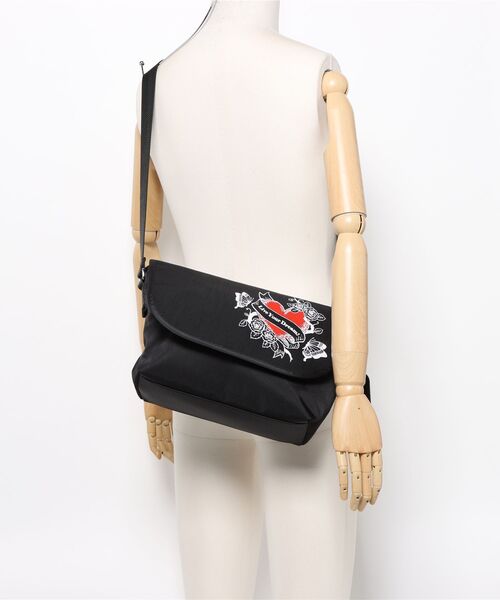 アナスイ　バッグ　ショルダーバッグ ロックハート ショルダーバッグ（ショルダーバッグ）｜ANNA SUI