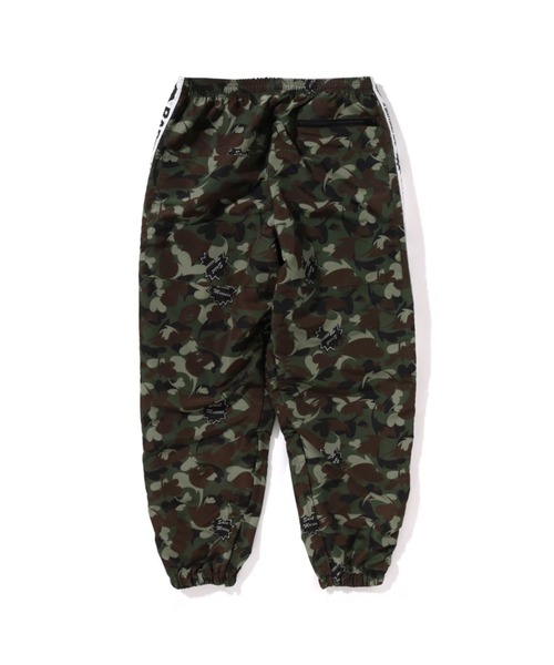 パンツ BAPE X SAINT MXXXXXX HEART CAMO TRACK PANTS メンズの画像