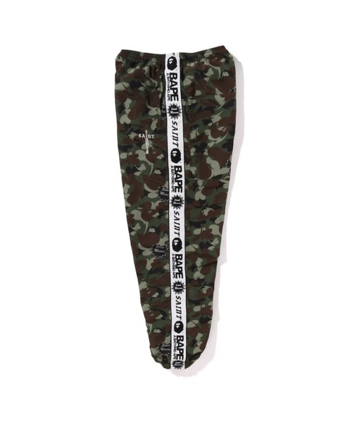 パンツ BAPE X SAINT MXXXXXX HEART CAMO TRACK PANTS メンズの画像