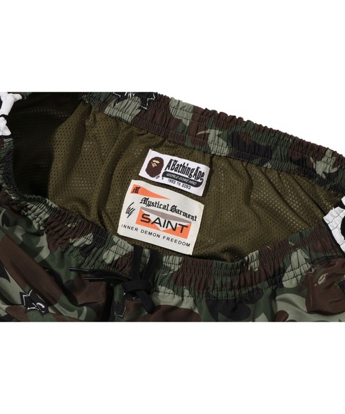 パンツ BAPE X SAINT MXXXXXX HEART CAMO TRACK PANTS メンズの画像