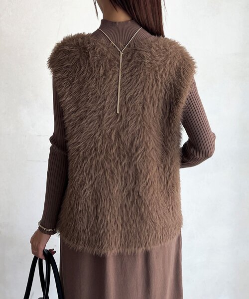 Chez toi（シェトワ） ワンピース シャギーベスト×ニットワンピース