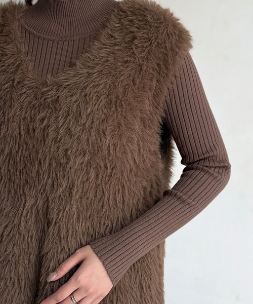 Chez toi（シェトワ） ワンピース シャギーベスト×ニットワンピース