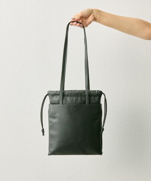 ear PAPILLONNER（イア パピヨネ） トートバッグ 「本革」シンプル巾着