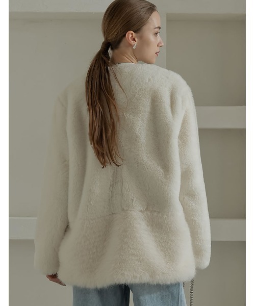 ホワイト ノーカラージャケット ファー付き MEISM（ミズム） ジャケット ノーカラージャケット 「2025-26 WINTER