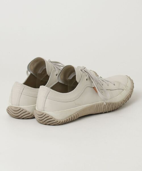 スピングルムーブ　レディーススニーカー　サイズＳ　ベージュ SPINGLE（スピングル） 「SPINGLE MOVE」 ローカットスニーカー S