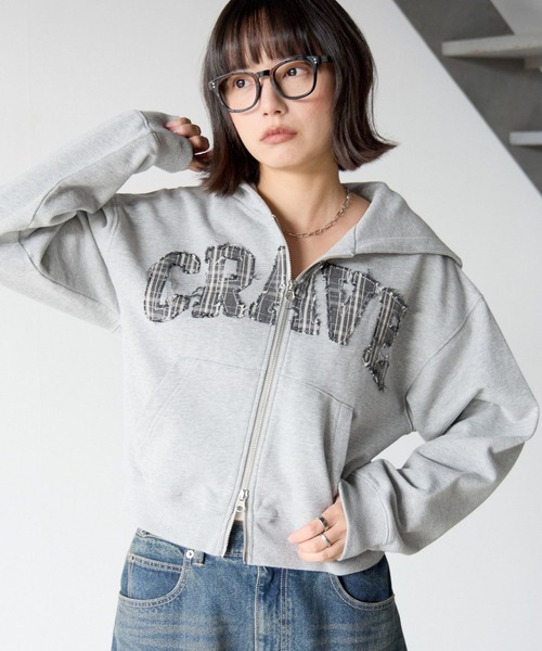 PBLIM パーカー 「UNISEX」パッチワークロゴパーカー レディース