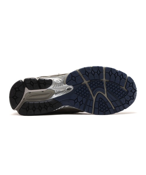 「New Balance」 ローカットスニーカー 26.5cm グレー メンズの画像