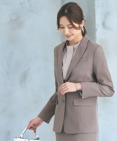 ルイルエブティック RUIRUE BOUTIQUE 【洗える/ストレッチ】ウエストタックバンドカラーフレアブラウス （グレージュ） 洗える ストレッチ ｜ ウエストタック バンドカラー フレア