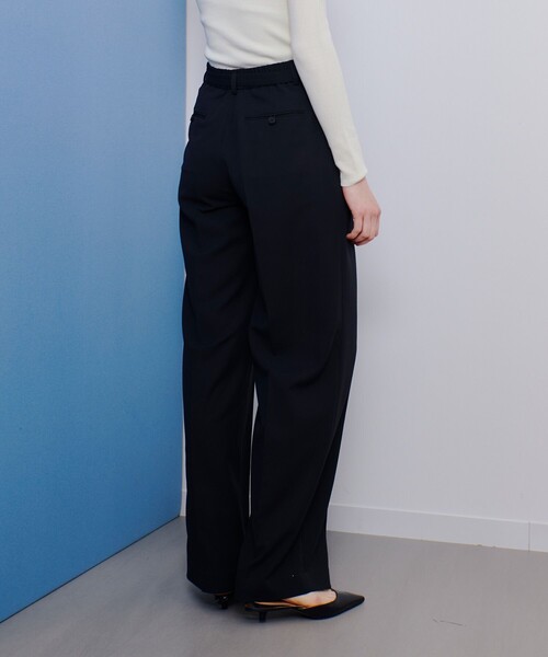 allureville（アルアバイル） パンツ CRISPYカルゼタックパンツ