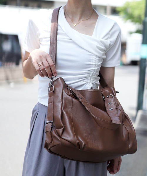 【良品】　バーバリー　A4収納　2way ショルダーバッグ トートバッグ　レザー 良品】 バーバリー A4収納 2way ハンドバッグ トートバッグ