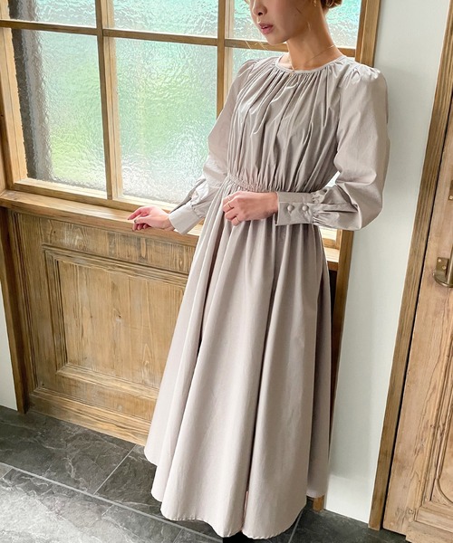 「JUNOAH」 長袖ワンピース LARGE アイボリー レディース