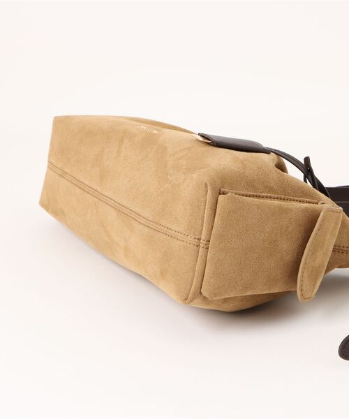 Charles & Keith Khai カイ スエードショルダーバッグ 完売 Khai カイ リサイクルスエードショルダーバッグ｜チャールズ＆キースの